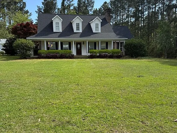 2281 Dickerson Sawmill Rd, Lucedale, MS 39452