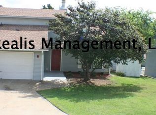 640B Earthside Cir, Claremore, OK 74017