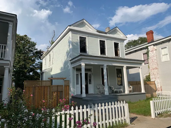 306 W 40th St #B, Savannah, GA 31401