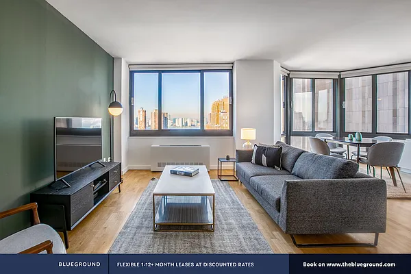 Rented by The Blueground | media 37