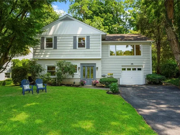 1025 Shore Acres Drive, Mamaroneck, NY 10543