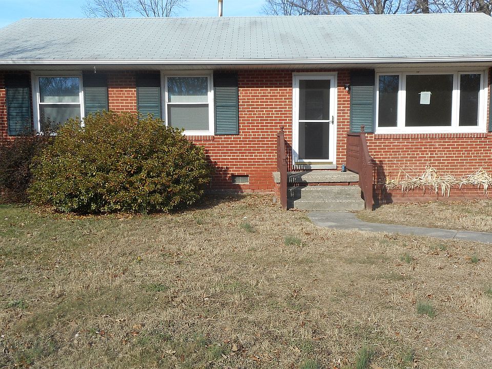 1st image of 404 Craig Ave