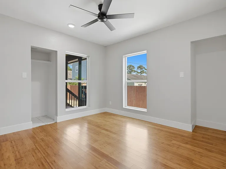 105 Opal Ct — Photo 9