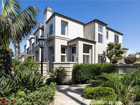 19427 Surfset Dr, Huntington Beach, CA 92648