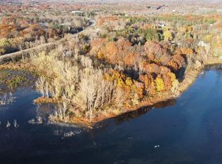 1169 Bridge St, Saugatuck, MI 49453
