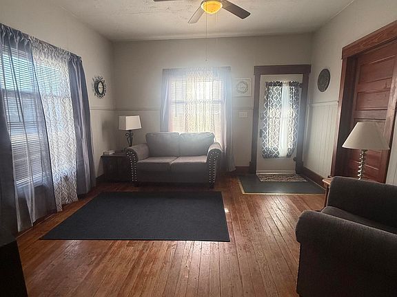 5th image of 614 Toles Ave