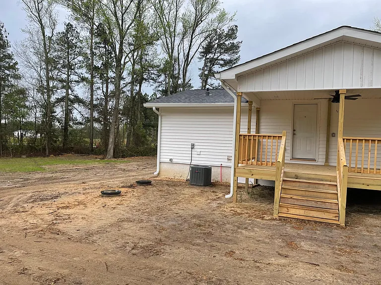 130 Godwin Rd — Photo 9