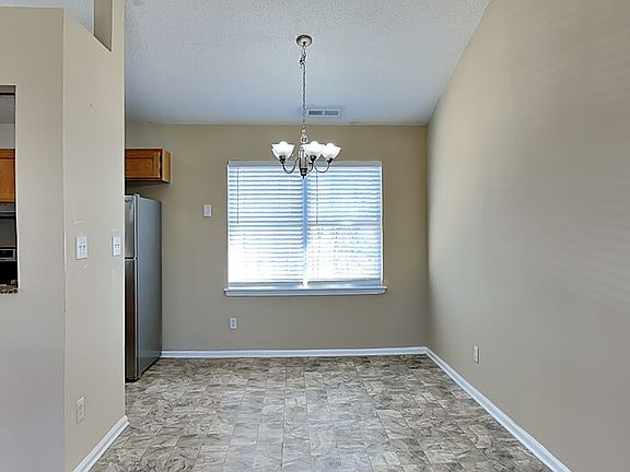 5th image of 5800 Carolina Manor Ct