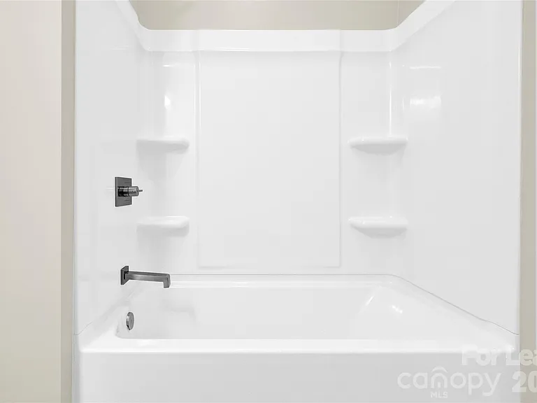 112 Dean St — Photo 13