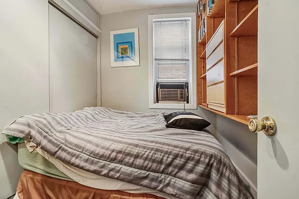 Sold by Compass | media 4