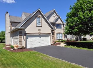 1650 Cambria Ln, Algonquin, IL 60102