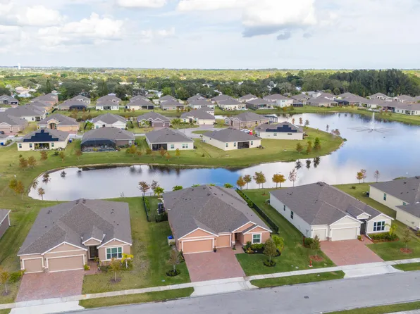 6 52nd Square, Vero Beach, FL 32968