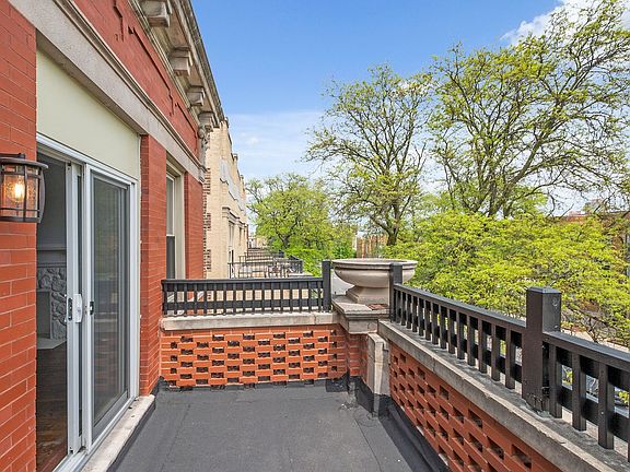 2nd image of 4326 S Michigan Ave APT 3