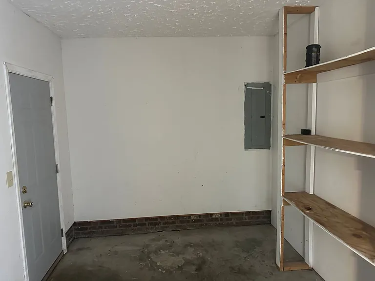 7850 Penelope Dr — Photo 28