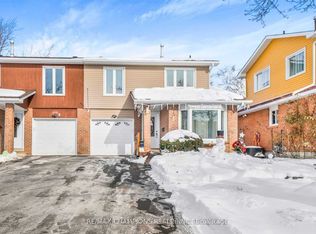 7 Camberley Cres, Brampton, ON L6V 3L3