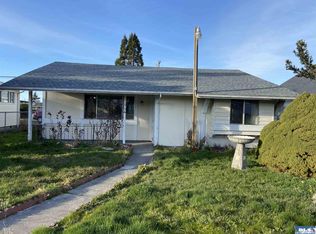 314 W Cedar St, Sequim, WA