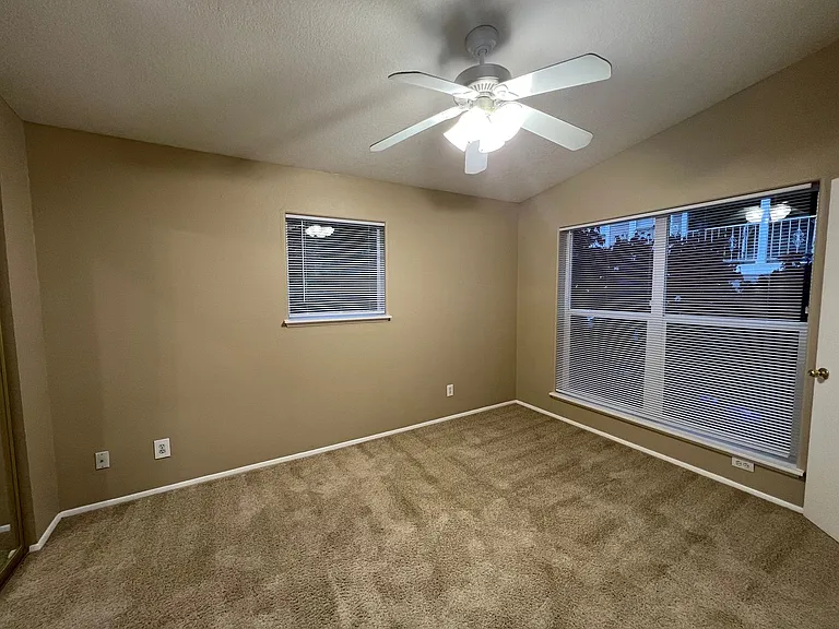 Goose Hollow Townhomes — Photo 13