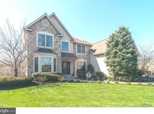 214 Fernwood Ct, Harleysville, PA 19438