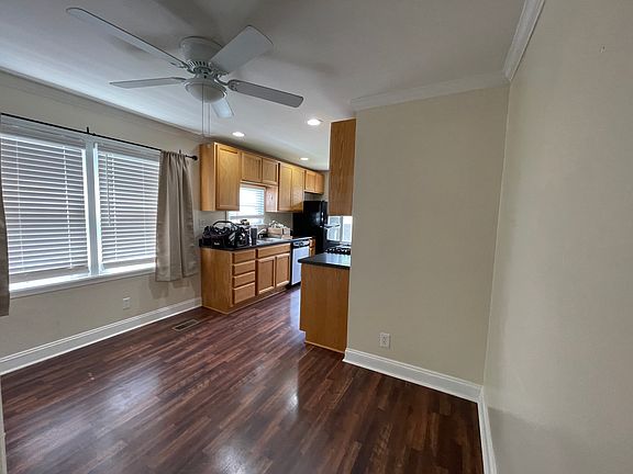 3rd image of 206 Staebler Ave