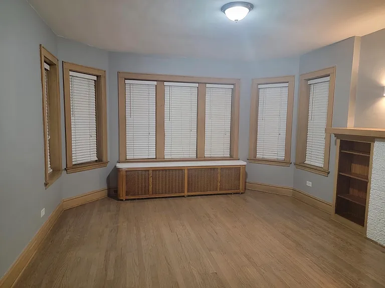 5246 W School St #1 — Photo 5