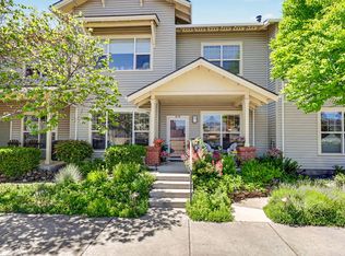 818 Pavilion Pl, Ashland, OR 97520