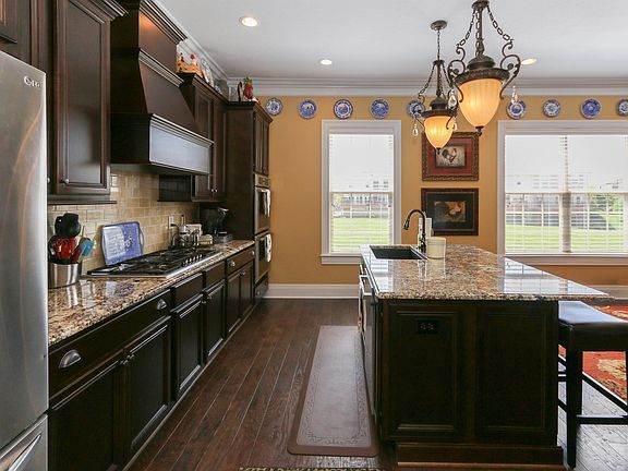 2nd image of 239 Wakefield Way