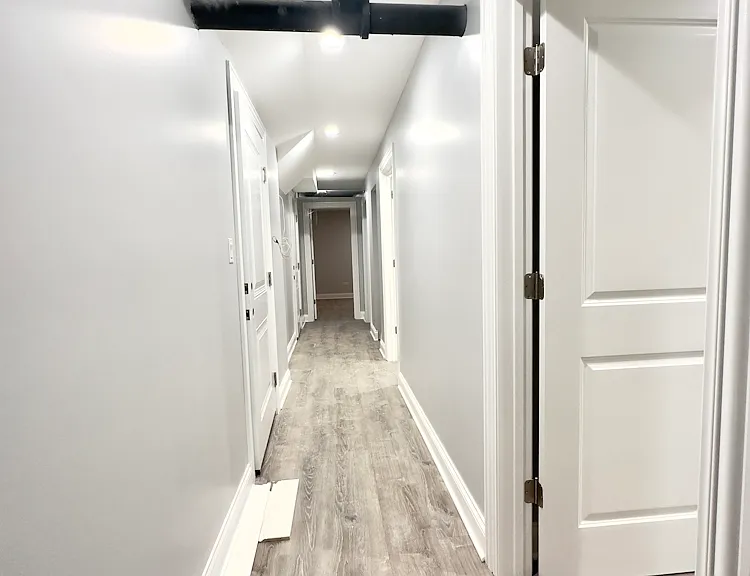 6253 N Lakewood Ave #1 — Photo 5