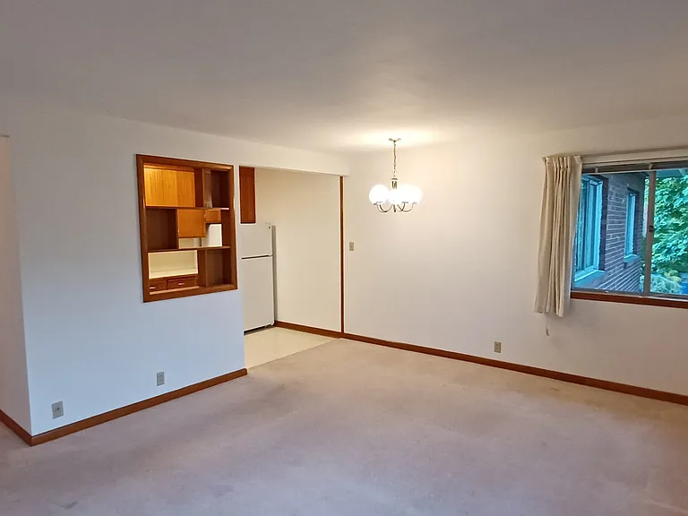 4420 SW Admiral Way #203 — Photo 6