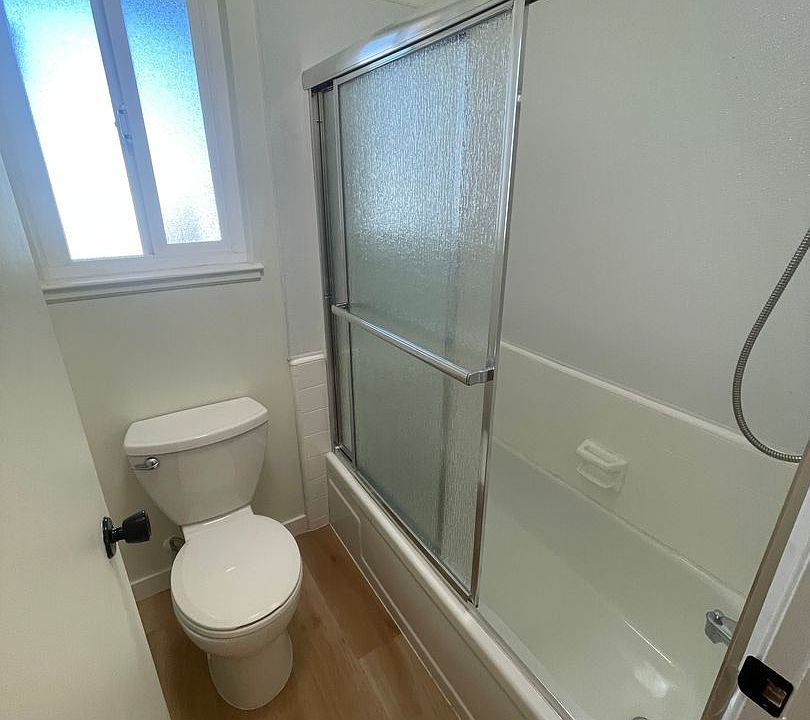 1st image of 686 Rebecca Way APT 1