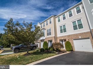 706 W Oakmeade Dr, Wilmington, DE 19810