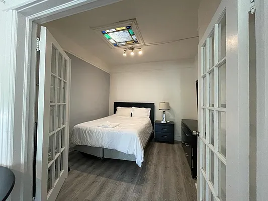 Rented by Joel Scharf, LREB | media 10