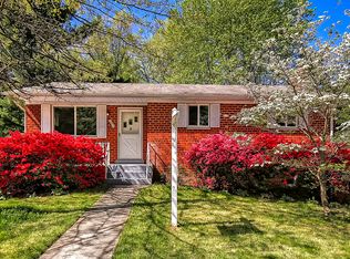 11012 Schuylkill Rd, Rockville, MD 20852