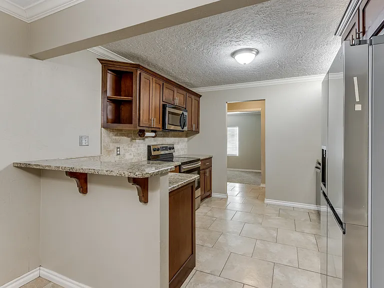 1515 Charles St — Photo 14