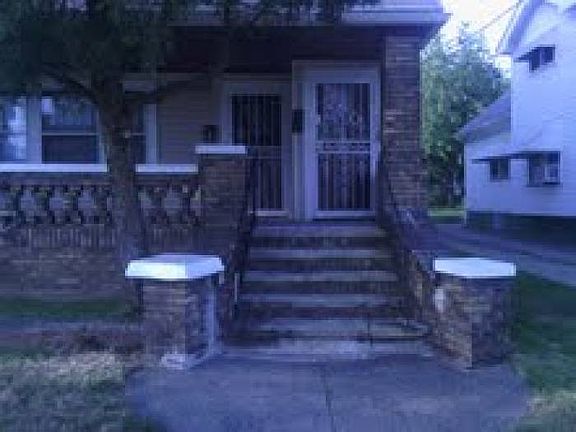 3rd image of 12001 Gay Ave