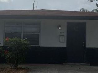 507 S F St, Lake Worth, FL 33460