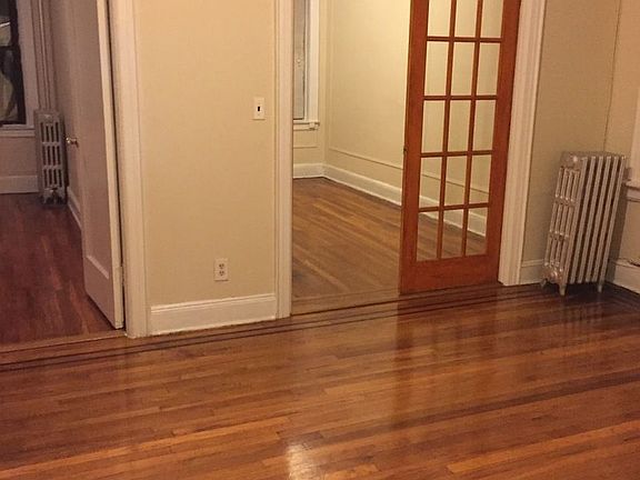 4th image of 4714 41st St APT 2F