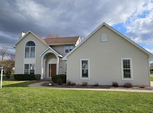 2150 Kensington Ln, Green Bay, WI 54311