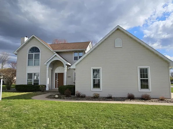 2150 Kensington Ln, Green Bay, WI 54311