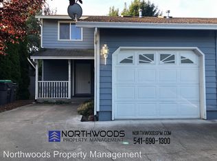 150 Bayberry Dr, Medford, OR 97501