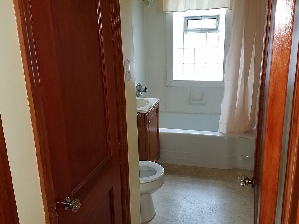 2nd image of 839 169th St
