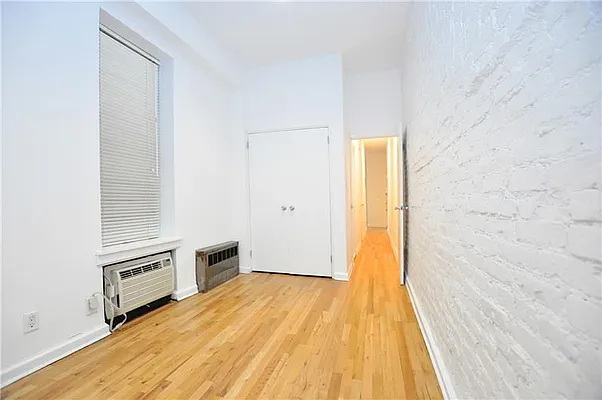 Rented by Buchbinder & Warren | media 15