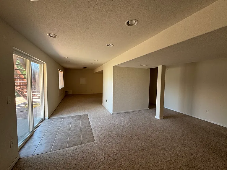 923 Grays Peak Dr — Photo 73