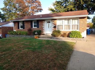 9806 Glenmont Dr, Saint Louis, MO 63123