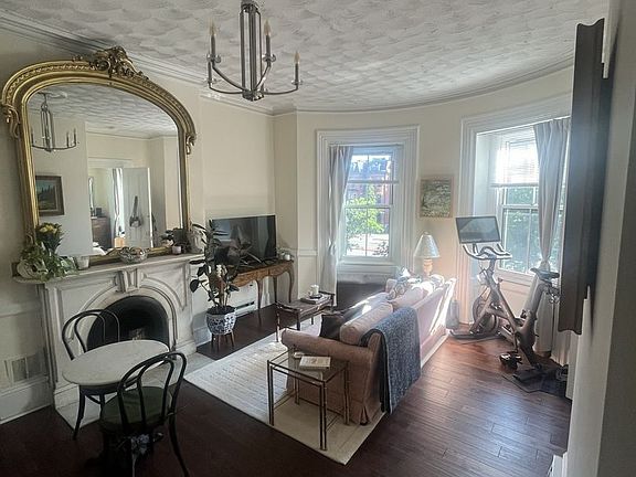 3rd image of 554 Massachusetts Ave #2F