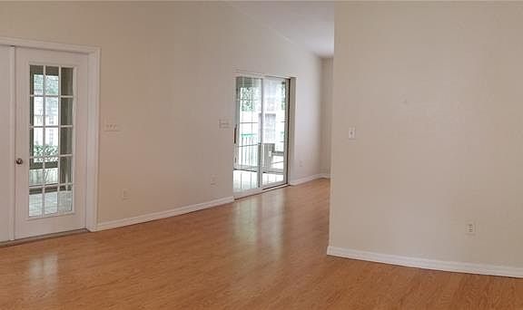4th image of 1221 NW 35th Ave #1221