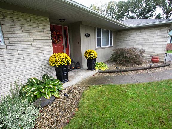3rd image of 3615 Indian Creek Dr