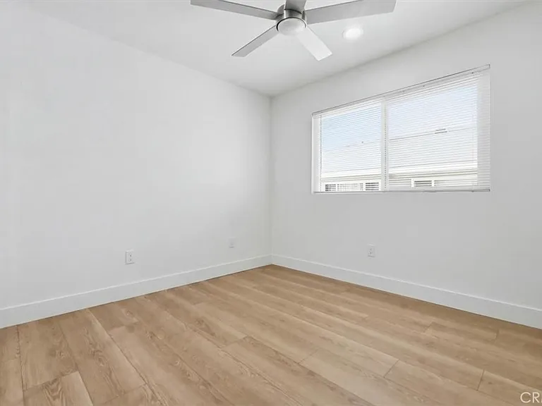 307 N Tustin Ave #B — Photo 12