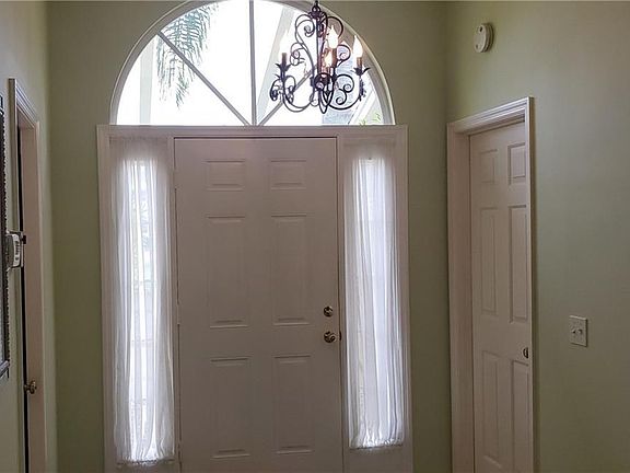 5th image of 867 Lake Orchid Cir #867