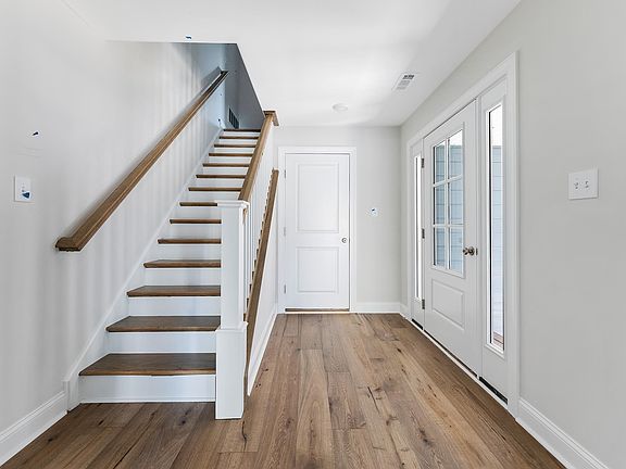 5th image of 125 74th St W