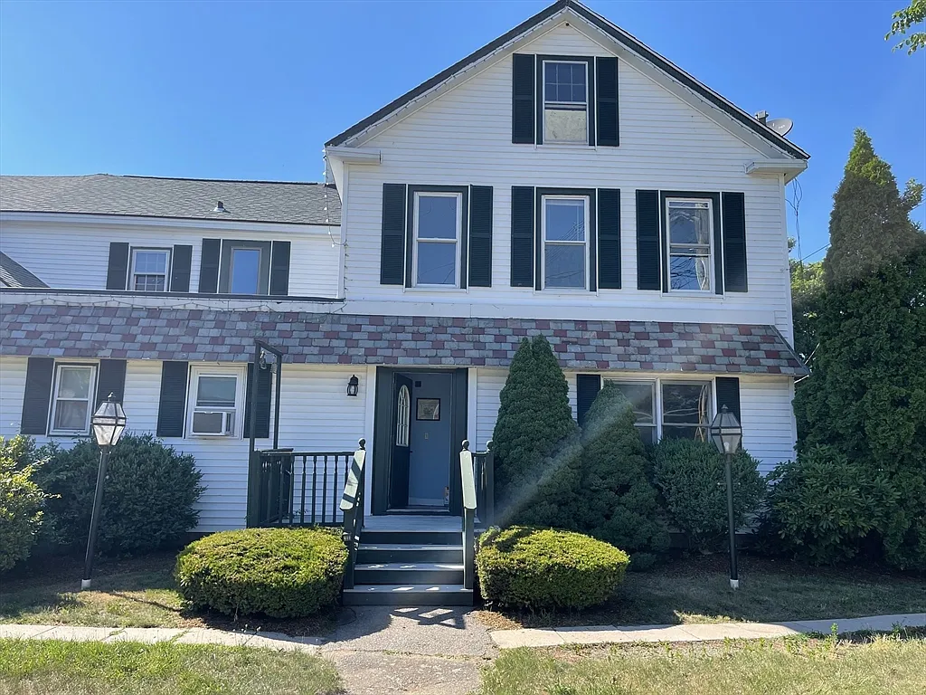 2 bed, 1.0 bath, 1000 sqft, $1,975 — Photo 2